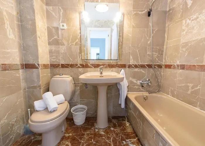 Martin- Nuevo Mexico C 142 Apartment *